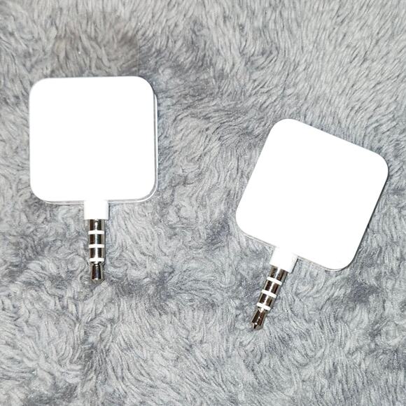 White Square Card Readers 2 For Android Devices - Picture 3 of 8